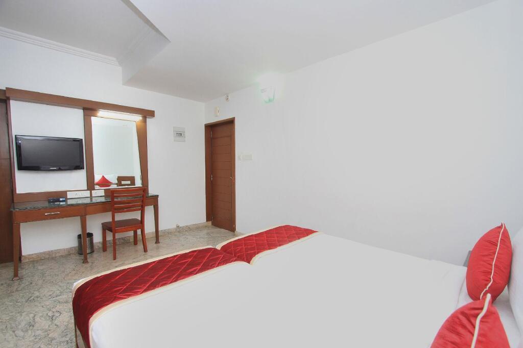 Бангалор: Lotus Business Hotel