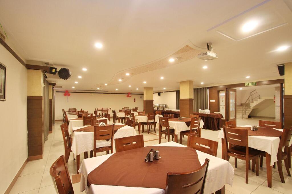 Бангалор: Lotus Business Hotel
