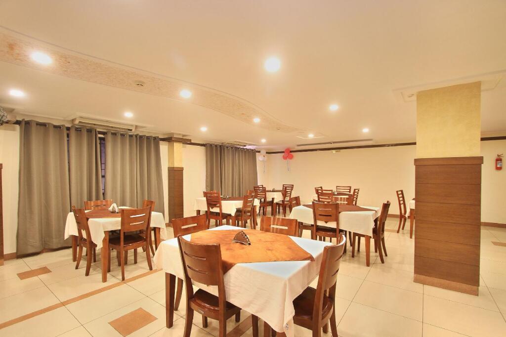 Бангалор: Lotus Business Hotel