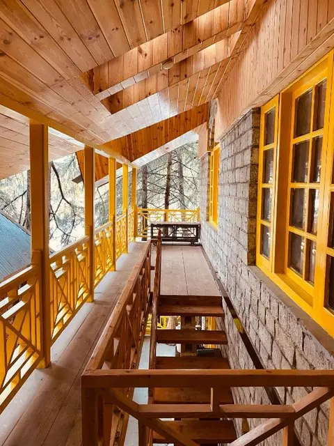 Манали: The Hosteller Manali