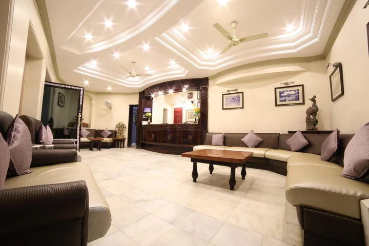 Гора Абу: Hotel Samrat International