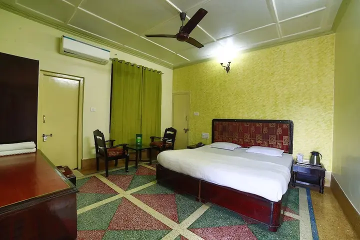 Гора Абу: Hotel Samrat International