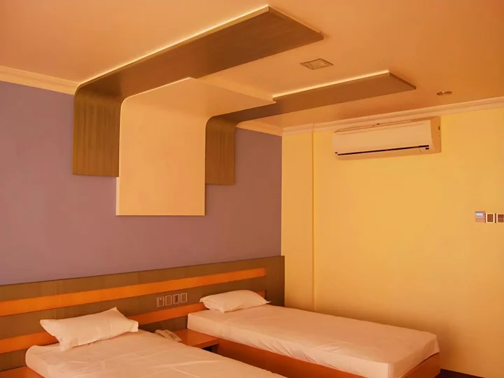 Колхапур: Hotel Kohinoor Square