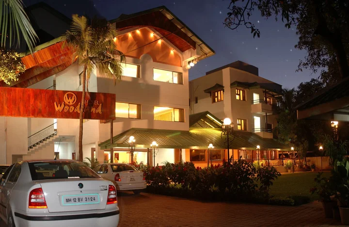 Колхапур: Hotel Woodland