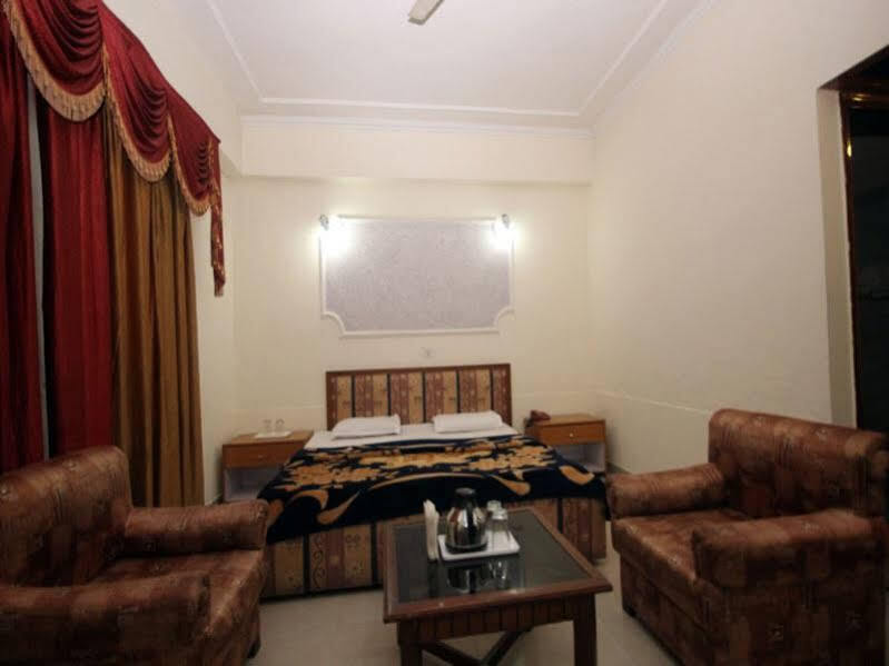 Дармсала: Hotel Natraj, Upper Dharamshala