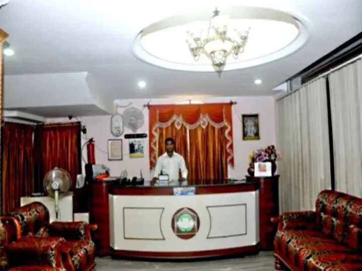 Бхубанешвар: Hotel Sambit Palace