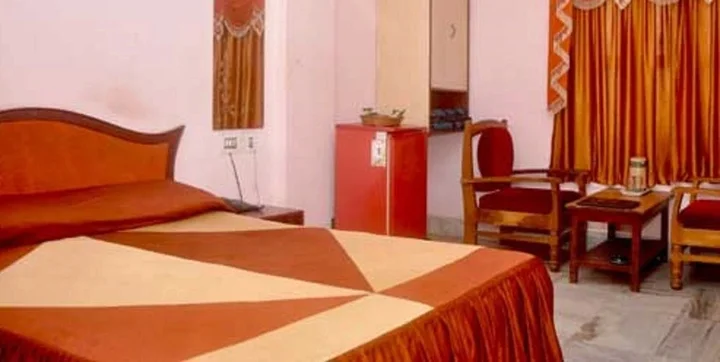 Бхубанешвар: Hotel Sambit Palace