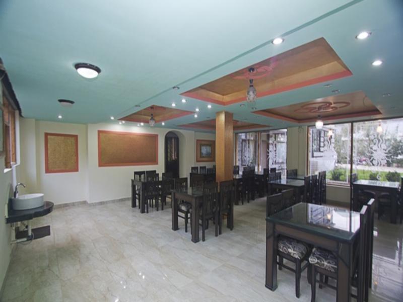 Манали: The Grand Welcome Manali