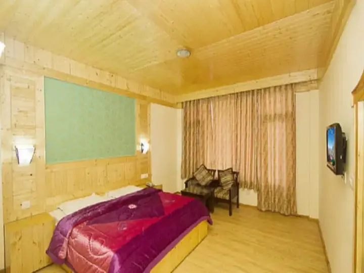 Манали: The Grand Welcome Manali