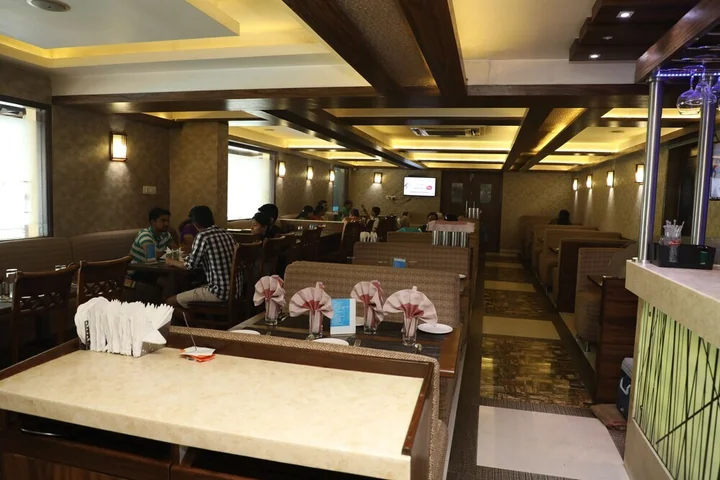 Мумбаи: Hotel Anantha Executive Suites