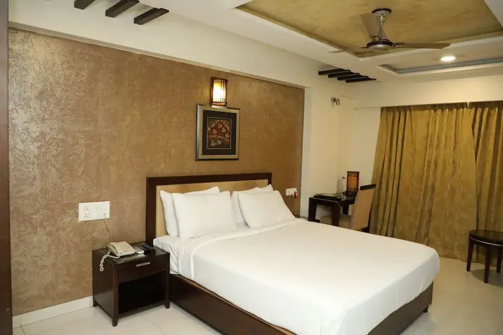 Мумбаи: Hotel Anantha Executive Suites