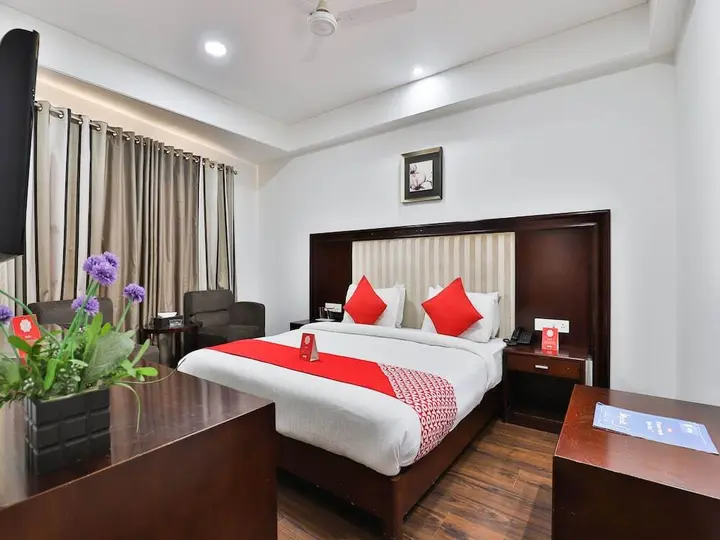 Ахмедабад: OYO 4938 Hotel Dev Aadi