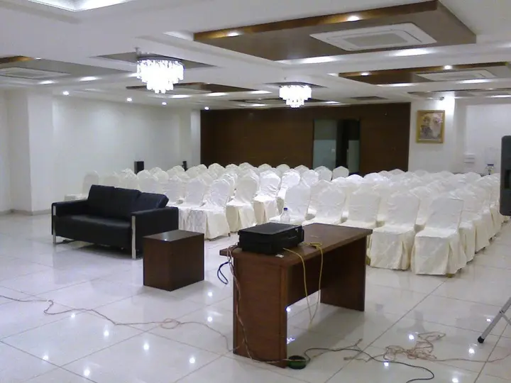 Ахмедабад: OYO 4938 Hotel Dev Aadi
