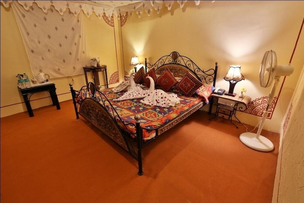 Каной: Chokhi Dhani - Desert Camp Resort
