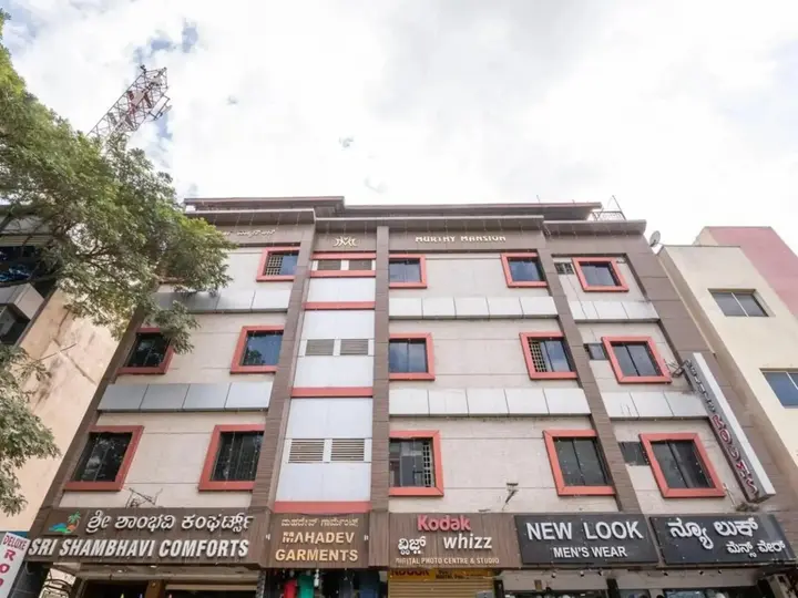 Бангалор: Sri Shambhavi Comforts Apartment
