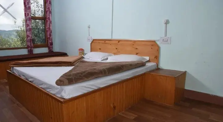 Куфри: Snow Trails Camp