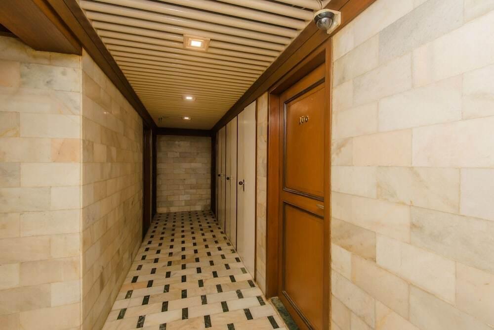 Мумбаи: OYO 10248 Hotel Sahar International