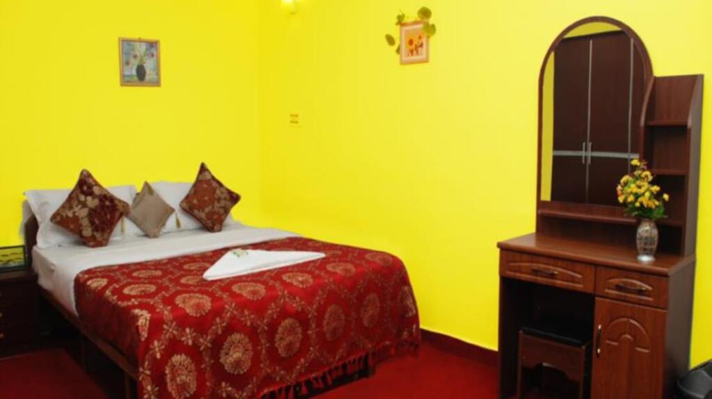 Ути: Wave Inn Cottages