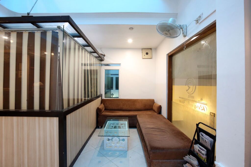 Чандигарх: OYO 9230 Hotel Royal Brooks