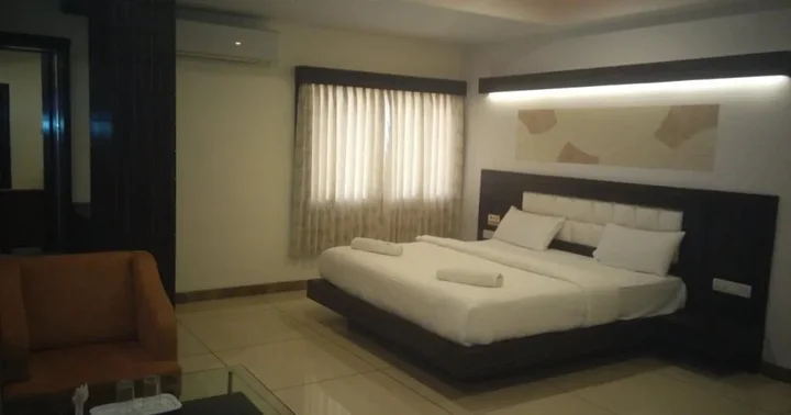 Бангалор: Srinidhi Grand Inn