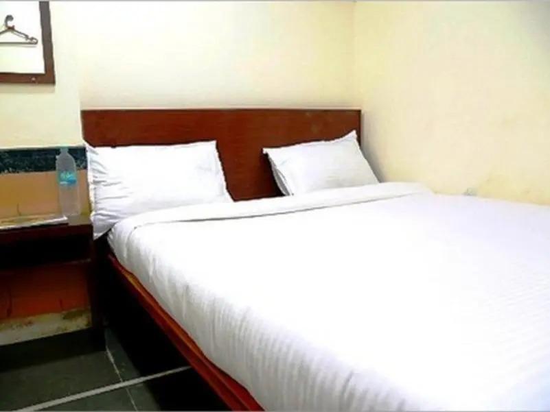Мумбаи: Hotel Saideep