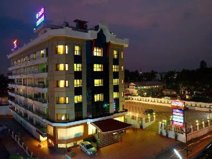 Chalakudy: Dass Continental
