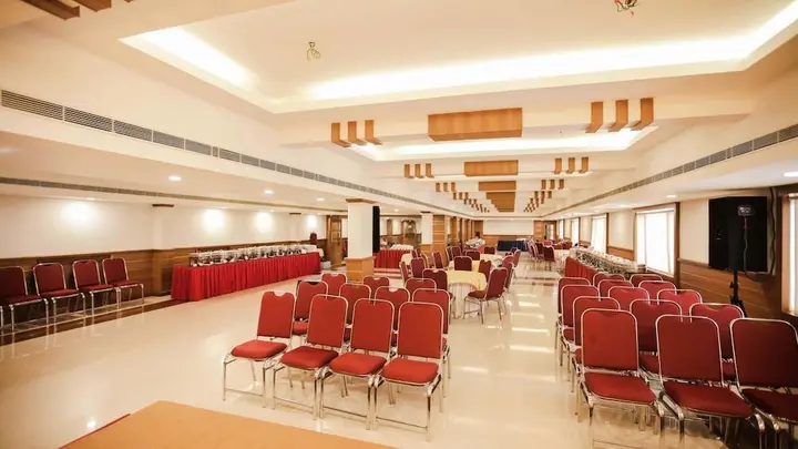 Chalakudy: Dass Continental