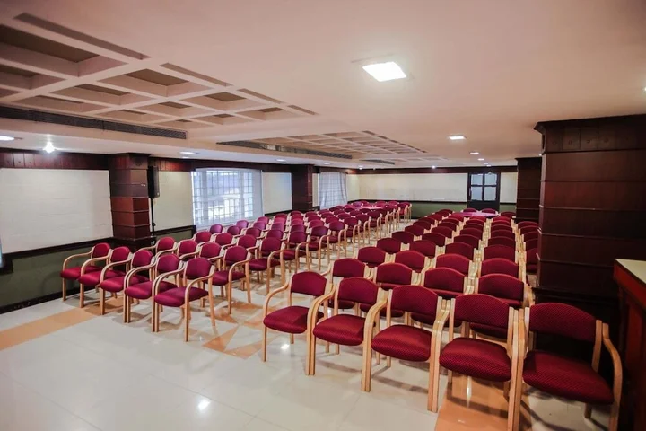 Chalakudy: Dass Continental