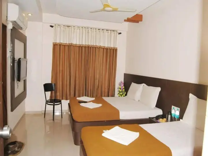 Ширди: Hotel Krishna Sai Kutir