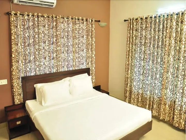 Паллипурам: Sreepathi Indraprastha Hotel and Serviced Apartments