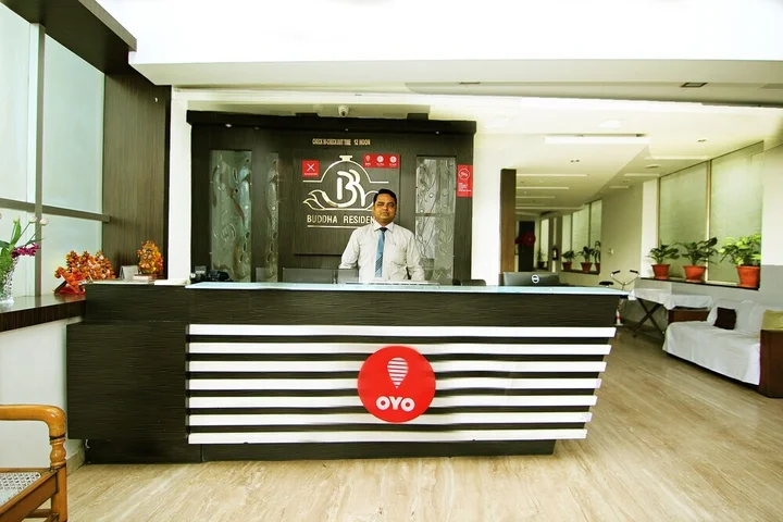Лакхнау: OYO 6804 Hotel Buddha Residency