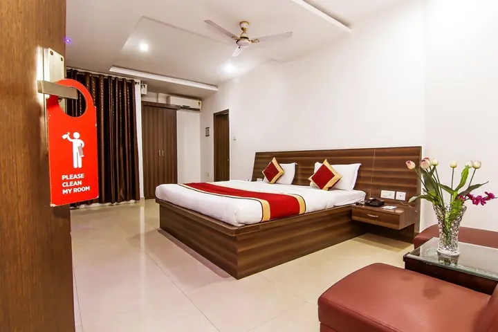 Лакхнау: OYO 6804 Hotel Buddha Residency