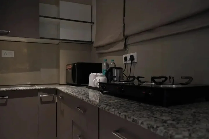 Солан: Dunn Perk Manor