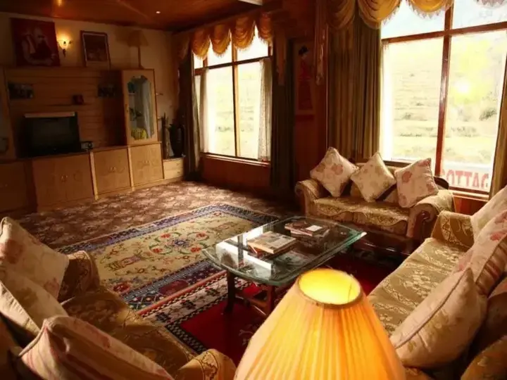 Куллу: Karma Cottages