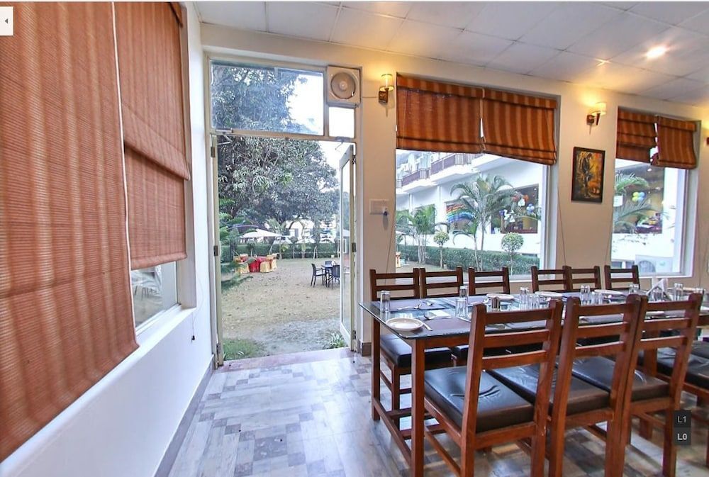 Наинитал: Condominium Hospitality