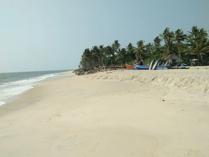 Аллеппи: Pozhiyoram Beach Resort