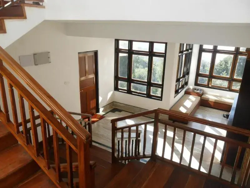 Пеллинг: Choda House