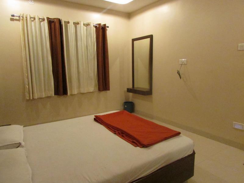 Ширди: Hotel Sai Tirth