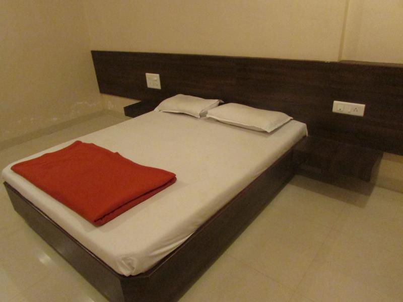 Ширди: Hotel Sai Tirth
