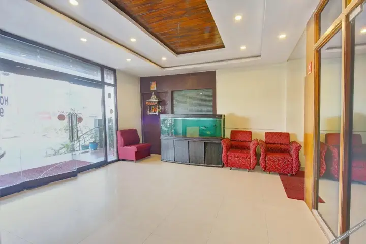 Indu Pearls Inn by OYO Rooms — фото 1