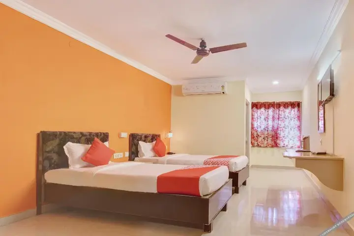 Indu Pearls Inn by OYO Rooms — фото 2