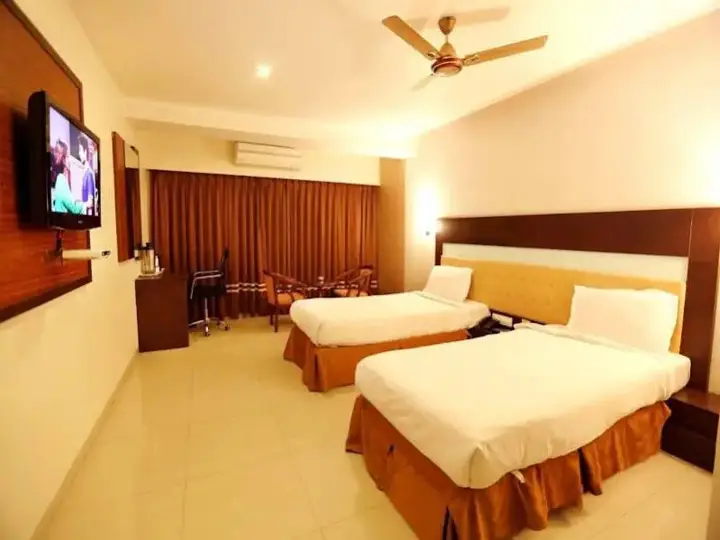 Sitara Grand LB Nagar — фото 3
