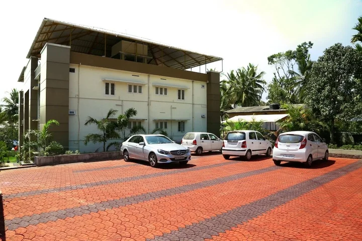 Султан-Батери: Wayanad Cliff Apartment Hotel