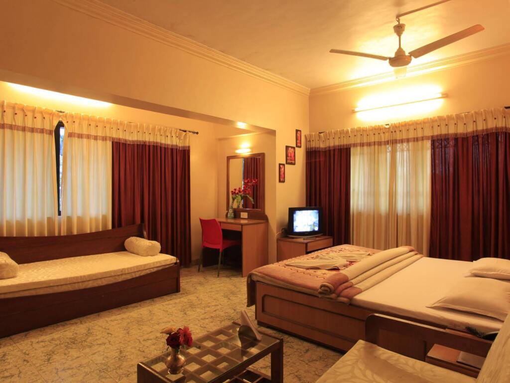 Киим: SAHYADRI