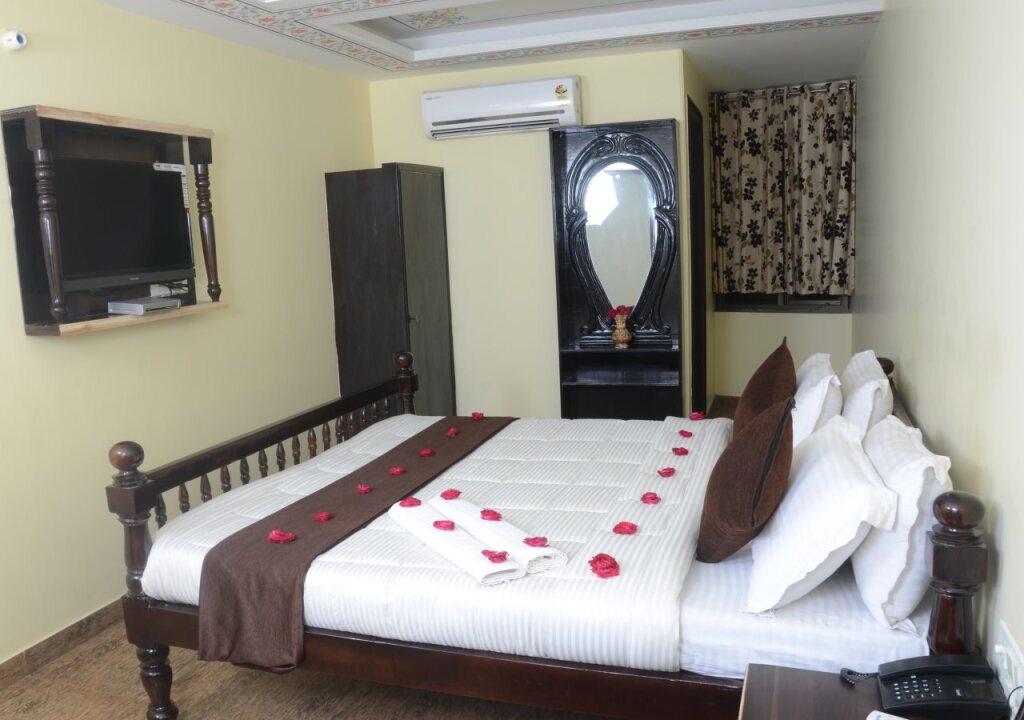 Джайпур: Hotel Grande Residency