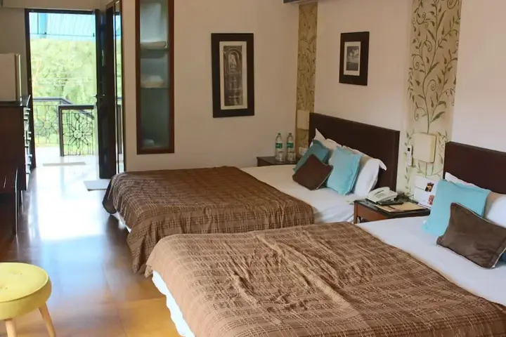 Киим: Outpost@ Alibaug Resort