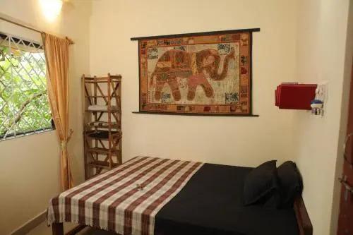 Арамбол: The Noname Guest House