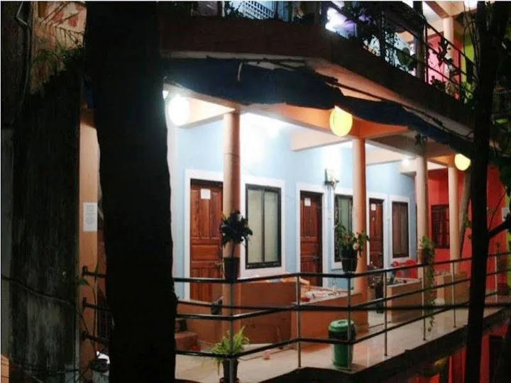 Арамбол: The Noname Guest House