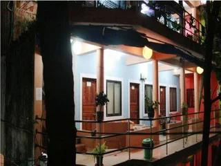 Арамбол: The Noname Guest House