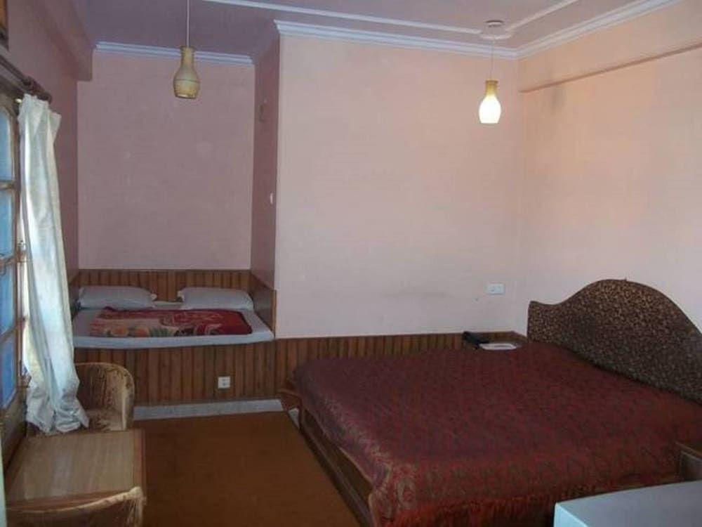 Массури: Hotel Mussoorie Residency by Adb Rooms